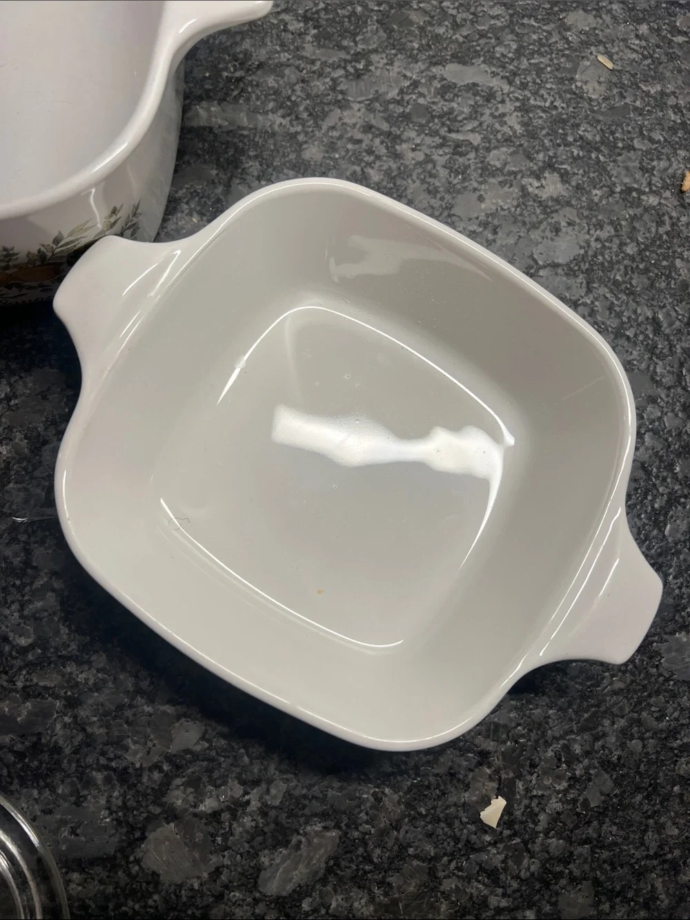 Vintage Spice of Life Corningware Casserole’s with lids. Like new condition.